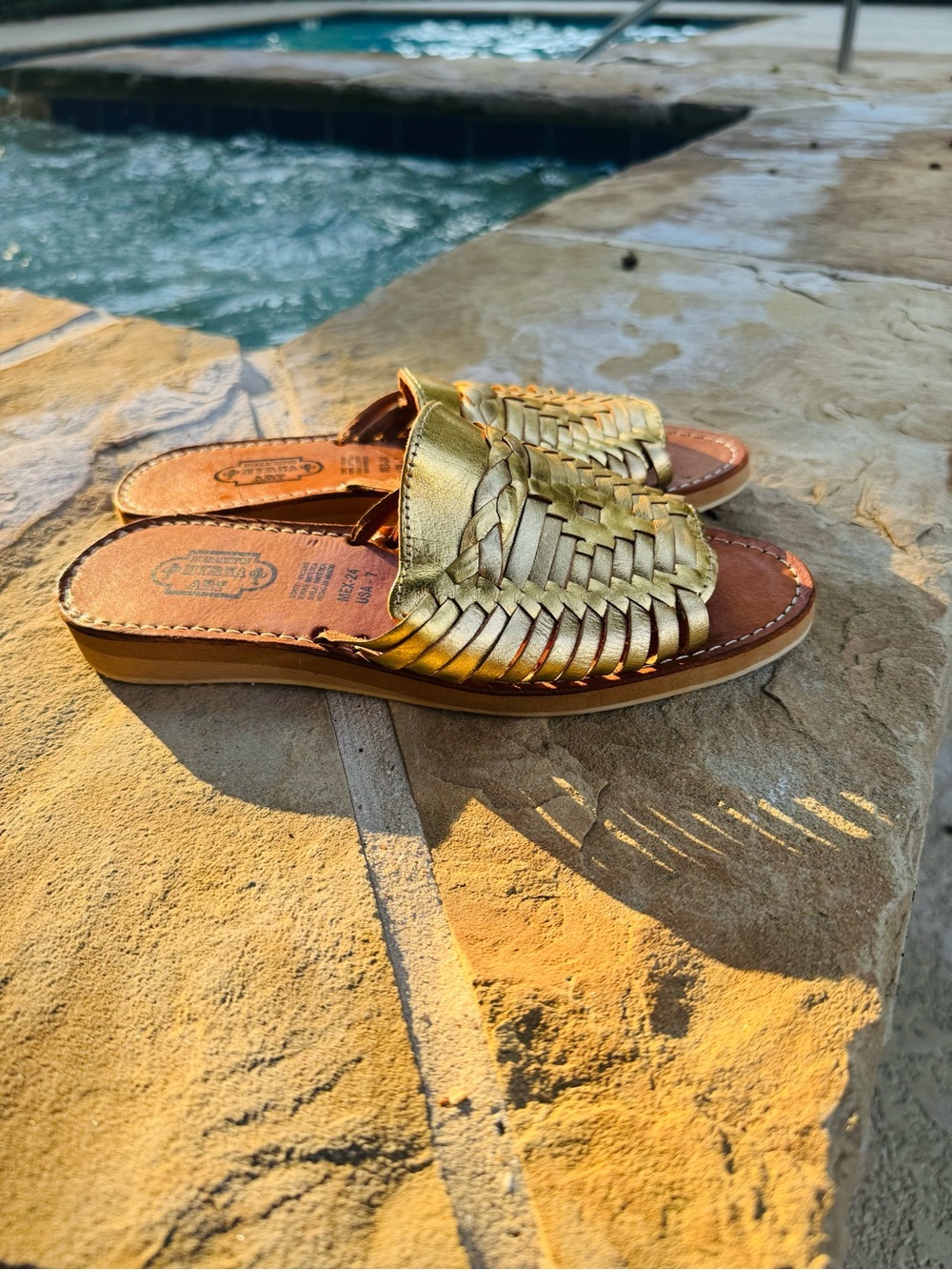 NEW Myrna Art Gold Leather Huarache Sandals Women’s Size 7 Handmade - Picture 16 of 17